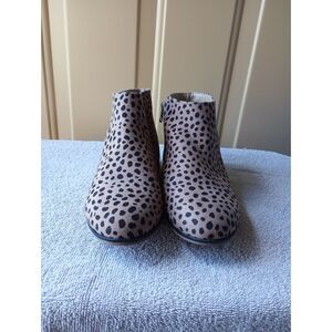 Cat & Jack Girls Cheetah Print Suede Side Zip Ankle Booties Size 4Y